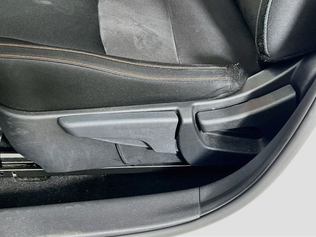 2025 Nissan Sentra SR - Photo 11