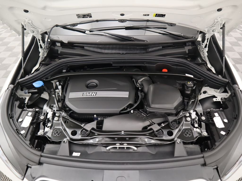 2025 BMW X1 28i - Photo 31
