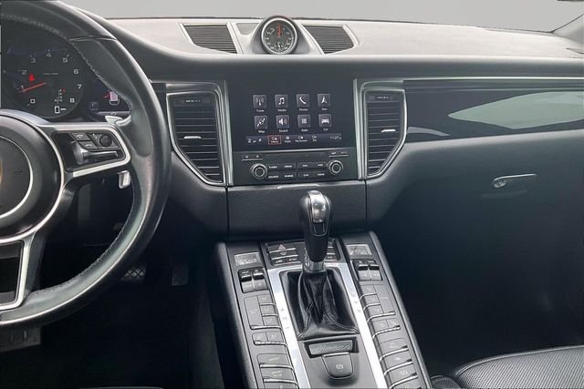 Used 2018 Black Porsche Base image 6