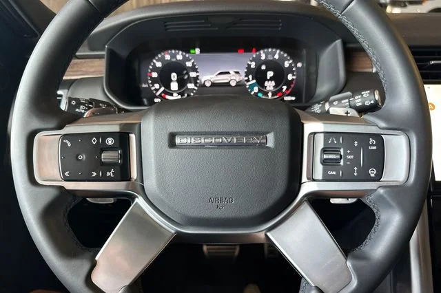 Certified Used 2025 Brown Land Rover Dynamic SE image 22