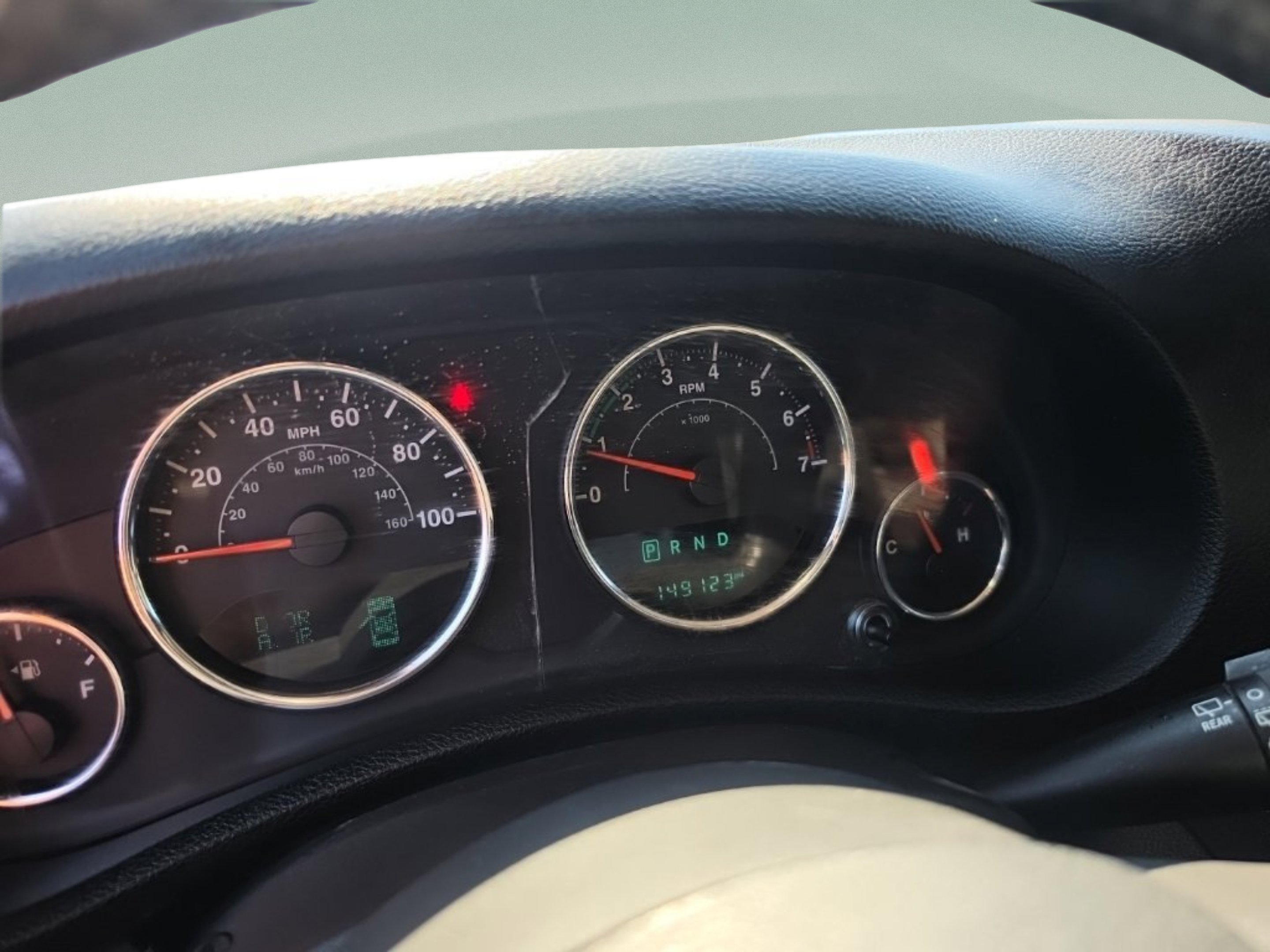 Used 2018 Black Clearcoat Jeep Unlimited Sahara image 13