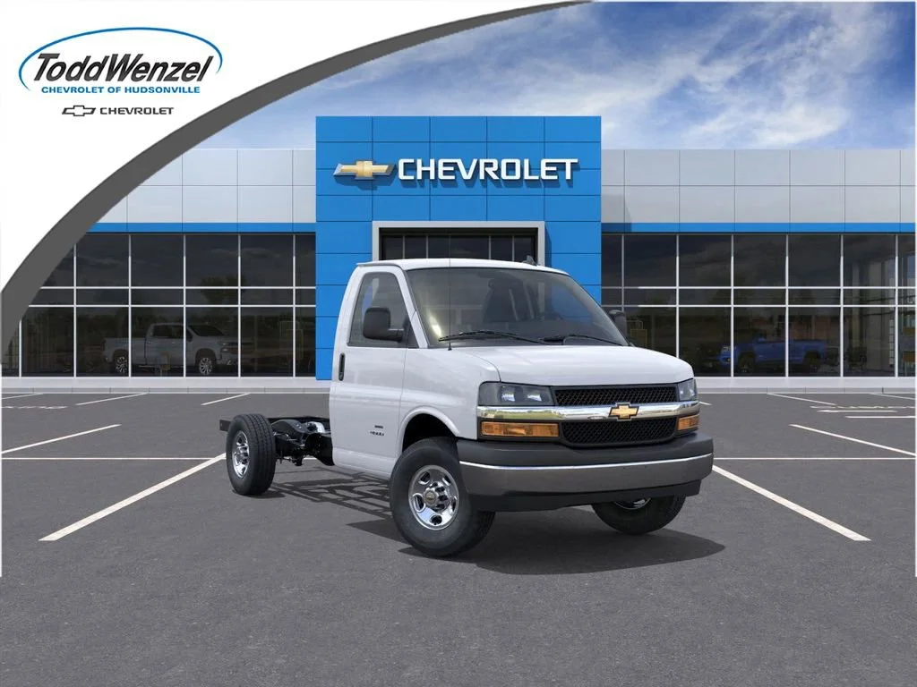 2025 Chevrolet Express 3500 139" WB's photo