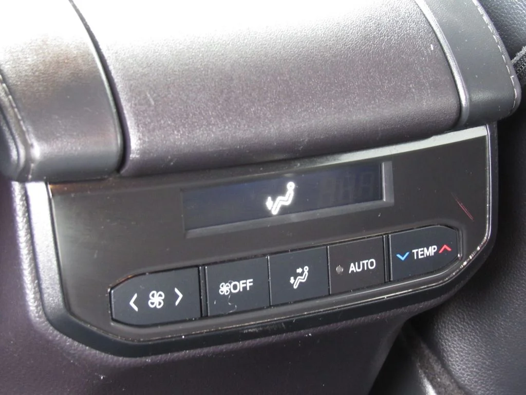 2025 Toyota Highlander XSE - Photo 33