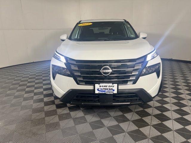 Certified Used 2025 White Pearl Nissan SV image 3