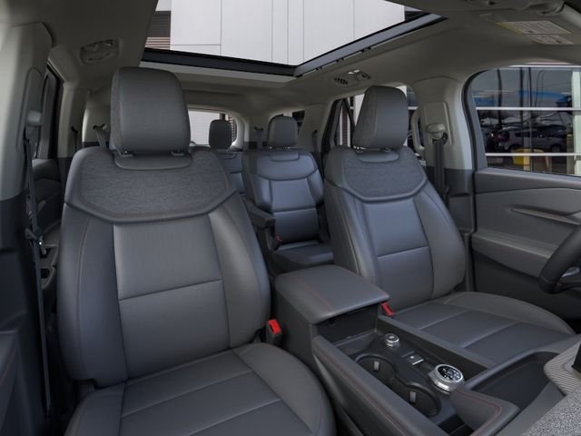 New 2026 Star White Metallic Tri-Coat Ford Active image 10