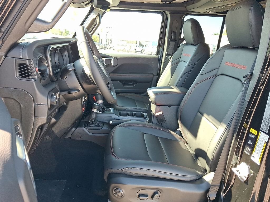 New 2027 Black Clearcoat Jeep Rubicon image 9