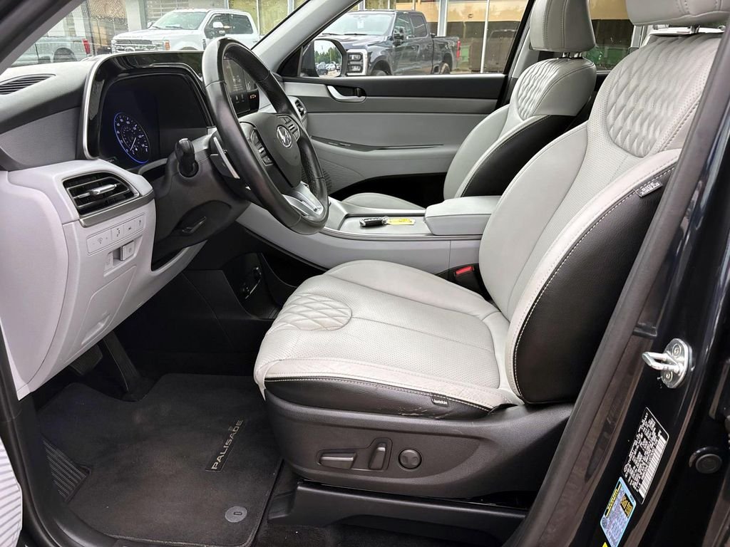 Used 2020 White Hyundai SEL image 9