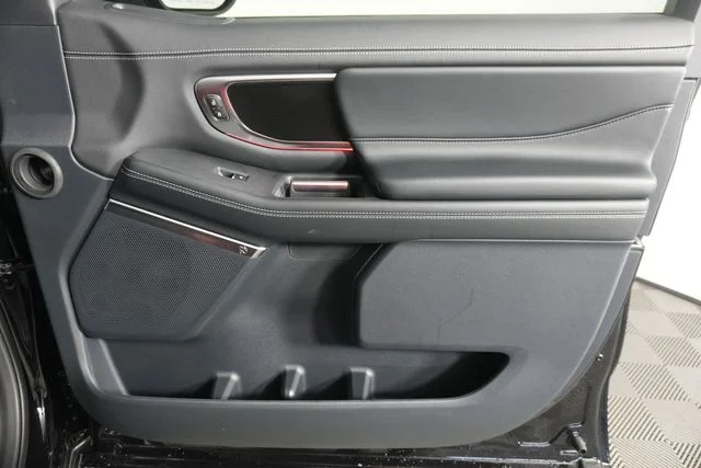 New 2026 Agate Black Metallic Ford MAX Platinum® image 40