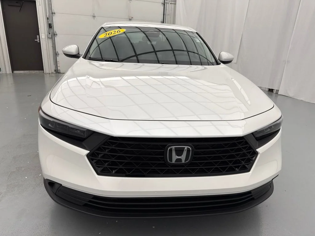 New 2026 Platinum White Pearl Honda LX image 2