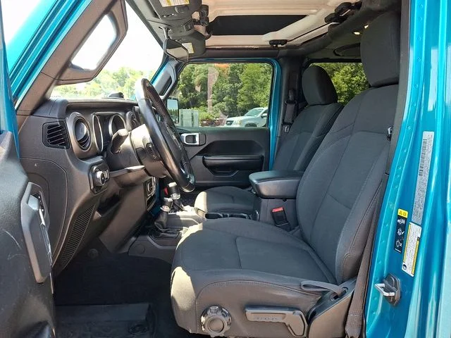 Used 2020 Teal Jeep Unlimited Sport S image 14
