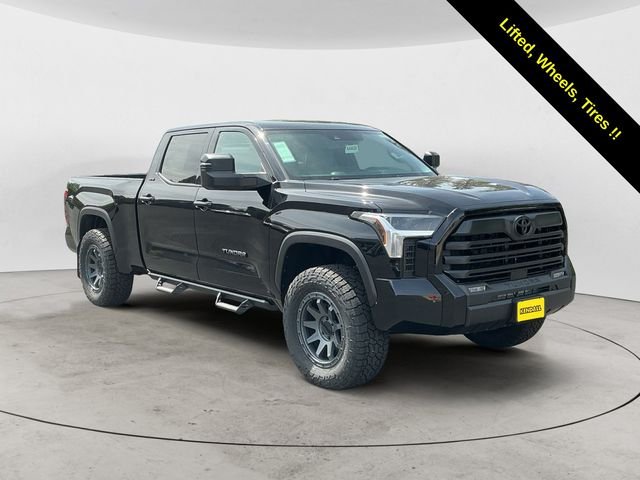 New 2026 Midnight Black Metallic Toyota SR5 image 7