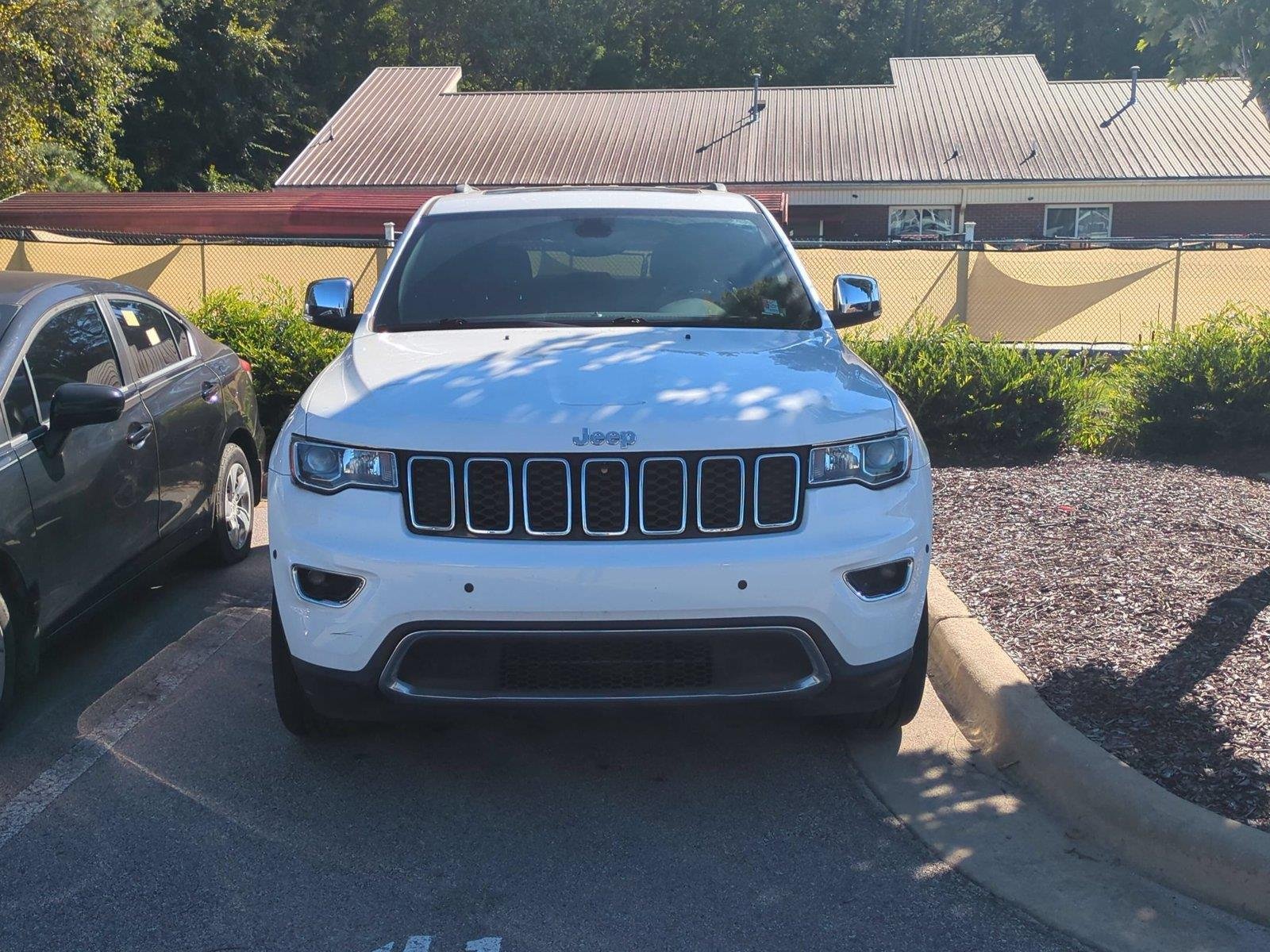 Used 2020 Bright White Clearcoat Jeep Limited image 2