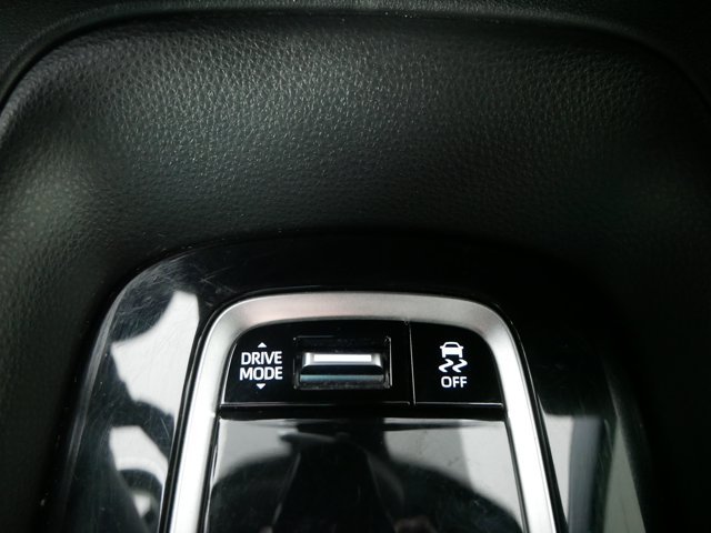 Used 2025 Wind Chill Pearl Toyota SE image 28
