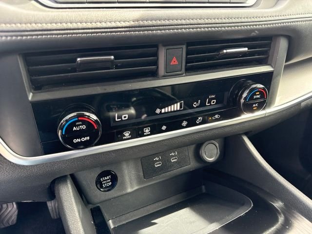 2025 Nissan Rogue SV - Photo 23