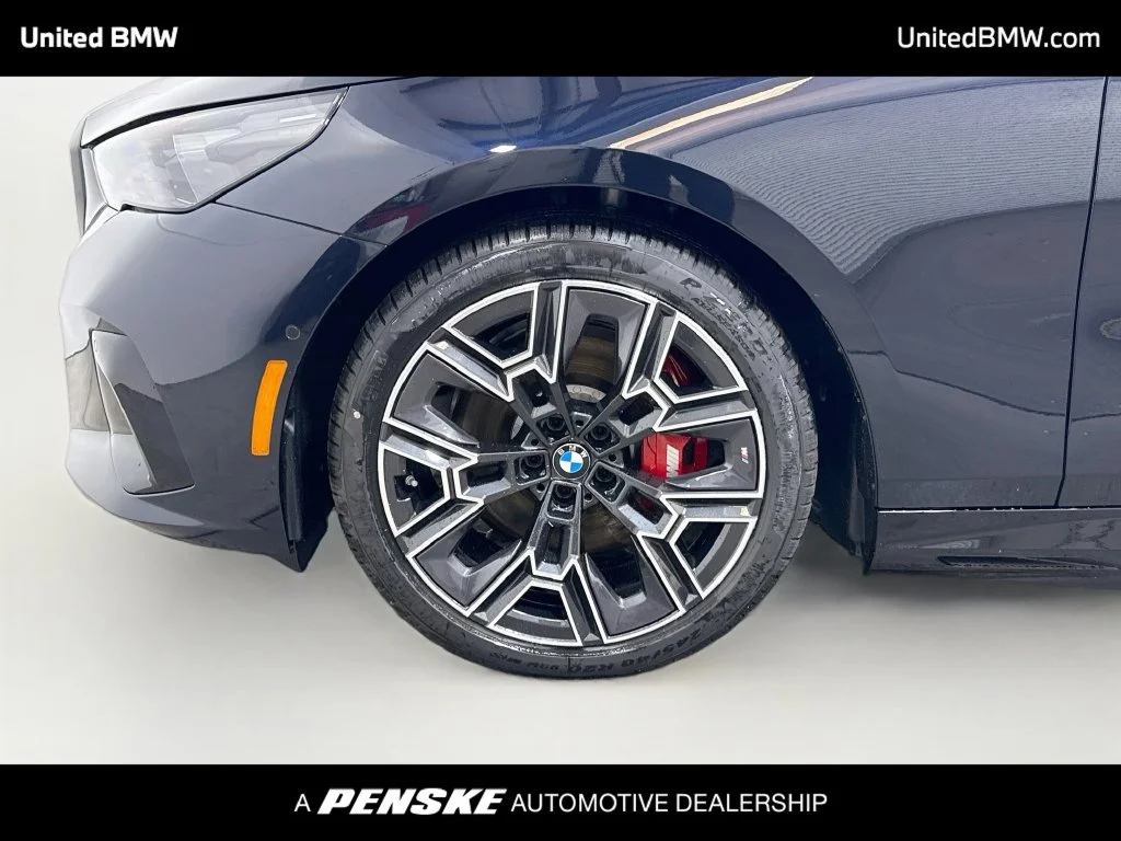 New 2027 Carbon Black Metallic BMW eDrive40 image 9