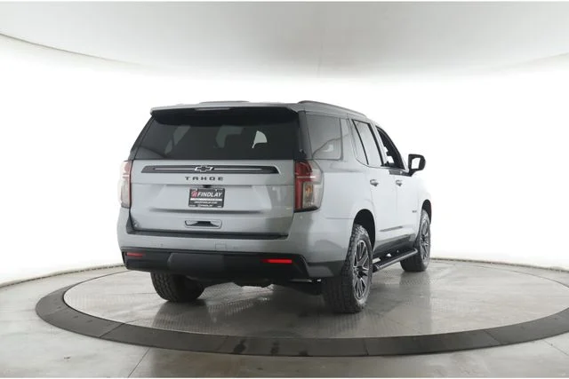 Used 2023 Gray Chevrolet Z71 image 7