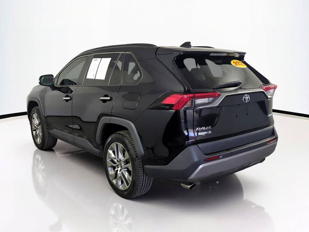 2022 Toyota RAV4 Limited - Photo 7