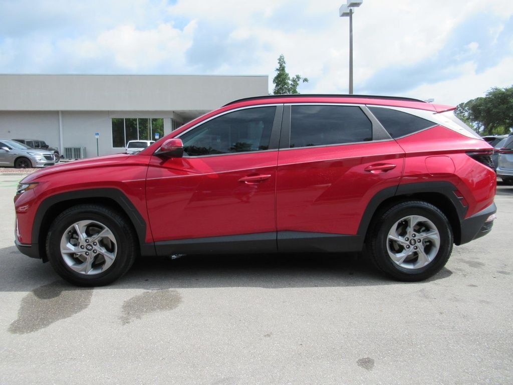Used 2022 Red Hyundai SEL image 4