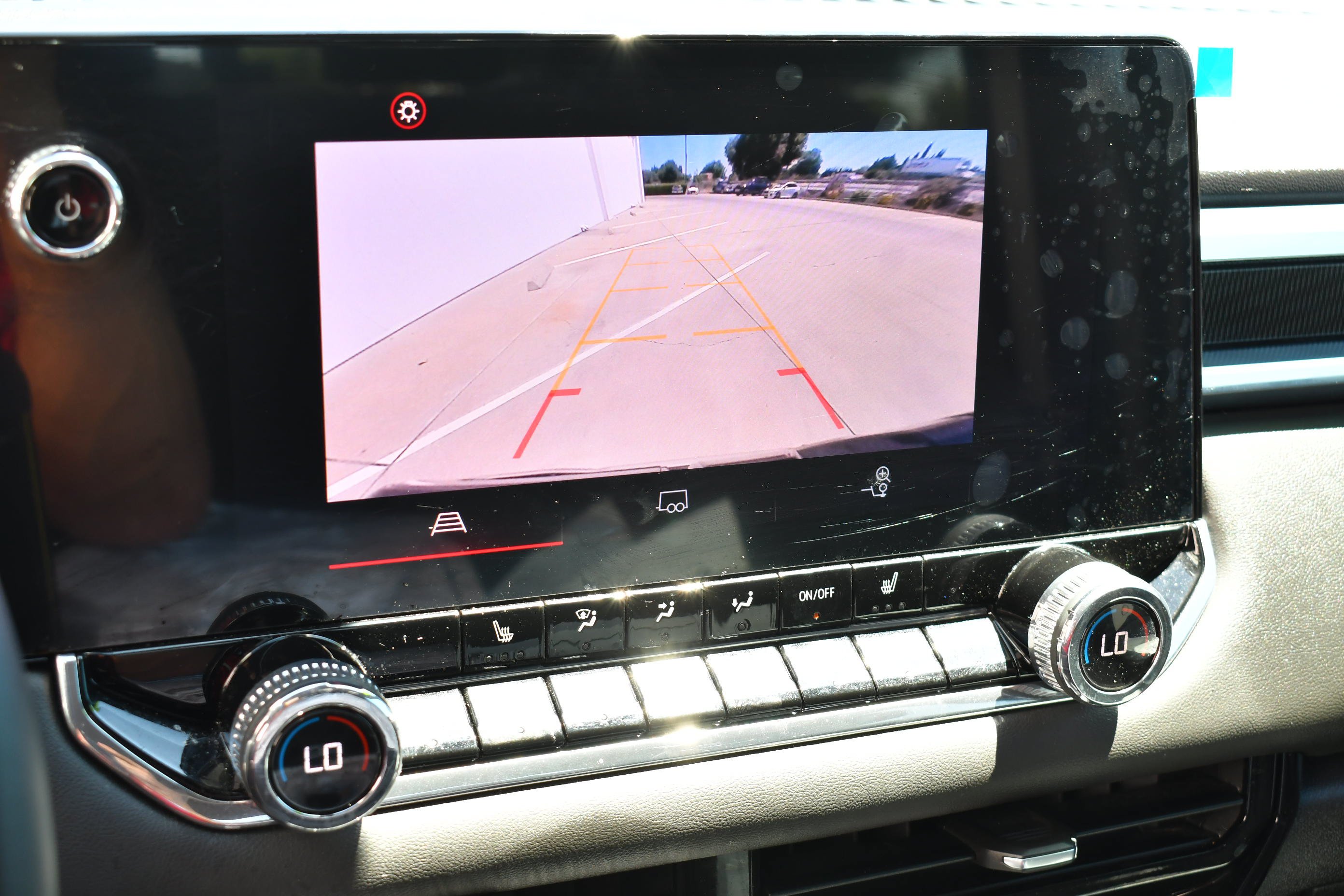 Used 2024 Desert Sand Metallic GMC Elevation image 18