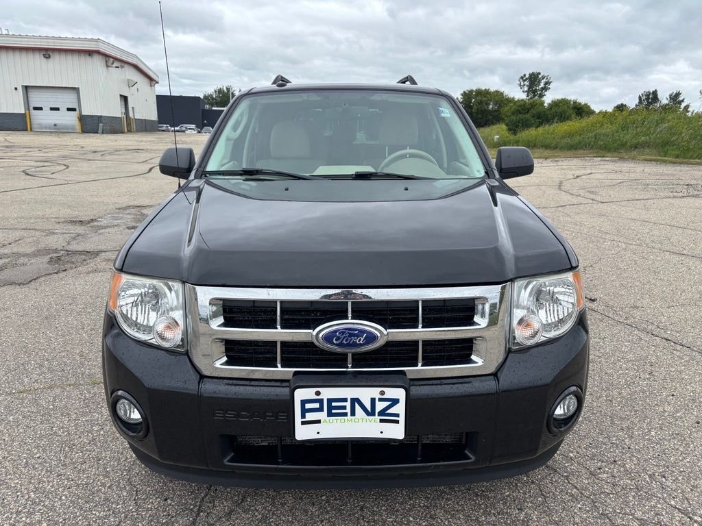 Used 2011 Ford Escape XLT with VIN 1FMCU9DG7BKC24964 for sale in Rochester, Minnesota