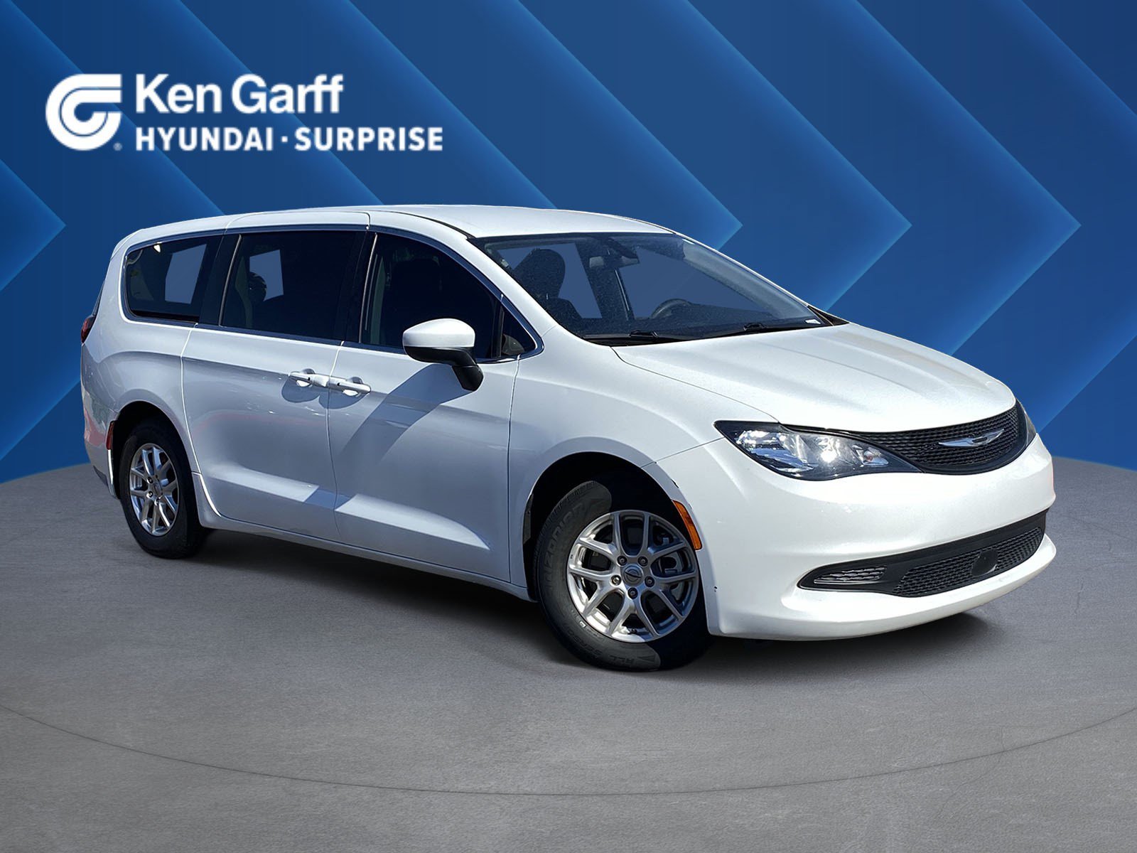 2022 Chrysler Voyager