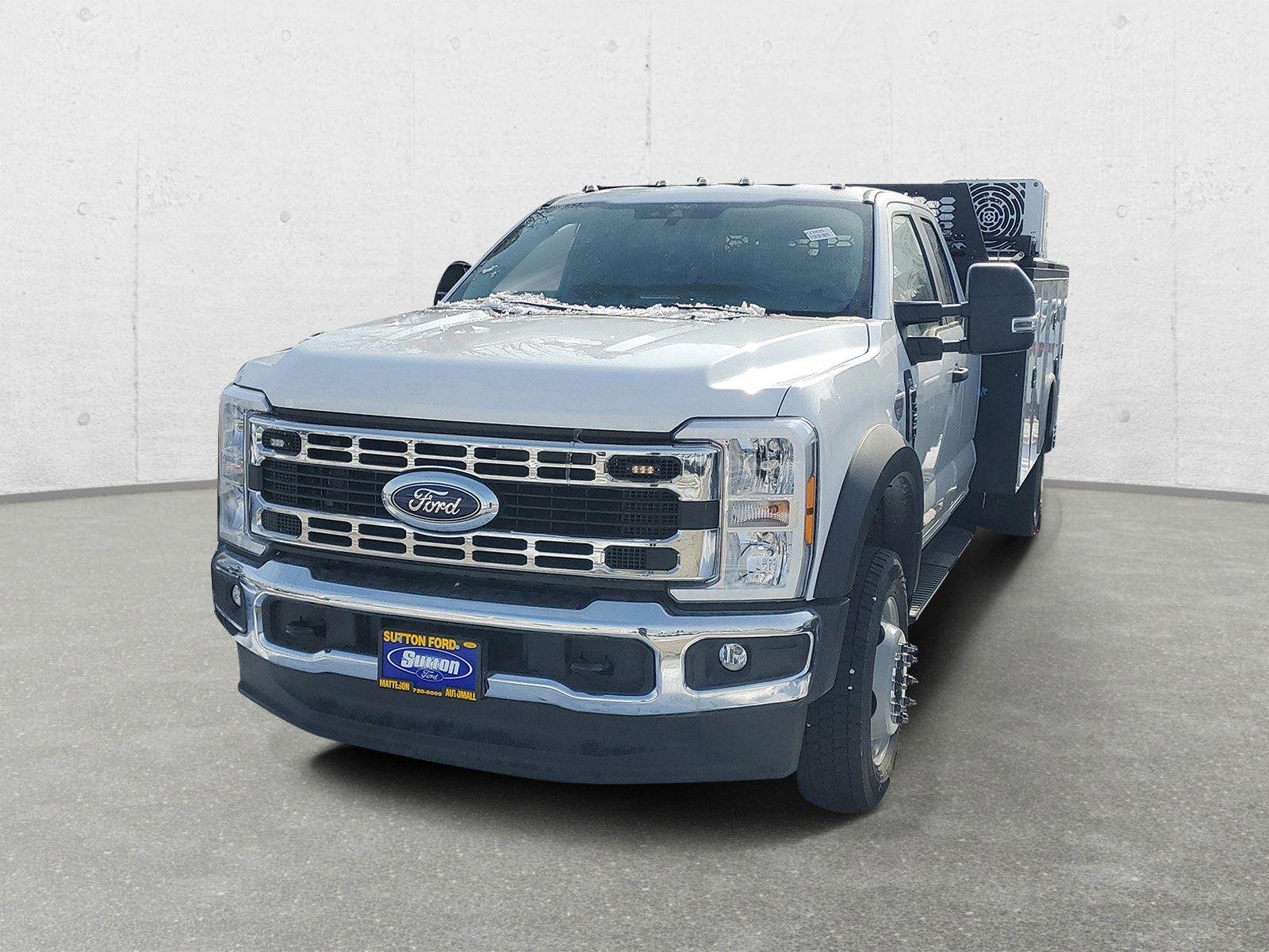 2025 Ford F-550 Super Duty Chassis Cab