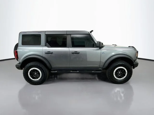 Used 2024 Gray Metallic Ford Black Diamond image 8