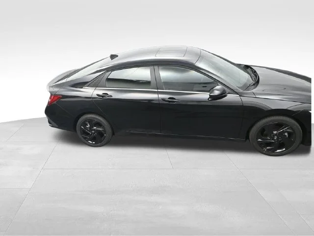 Used 2026 Black Hyundai SEL Sport Premium image 32