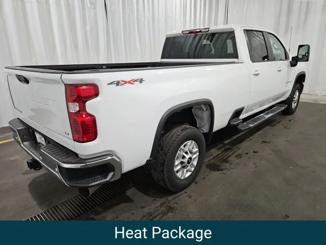 Used 2025 Summit White Chevrolet LT image 3