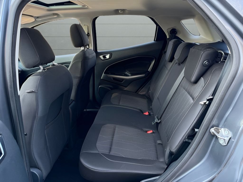 Used 2018 Gray Ford SE image 20