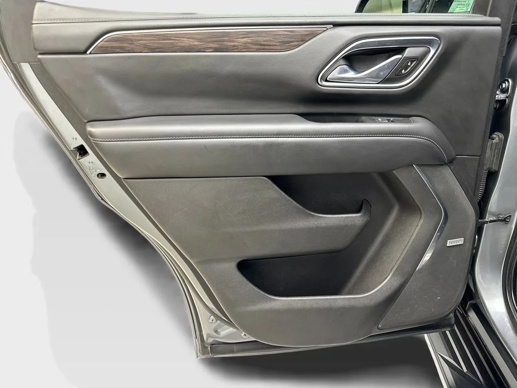Used 2021 Gray Chevrolet LT image 37