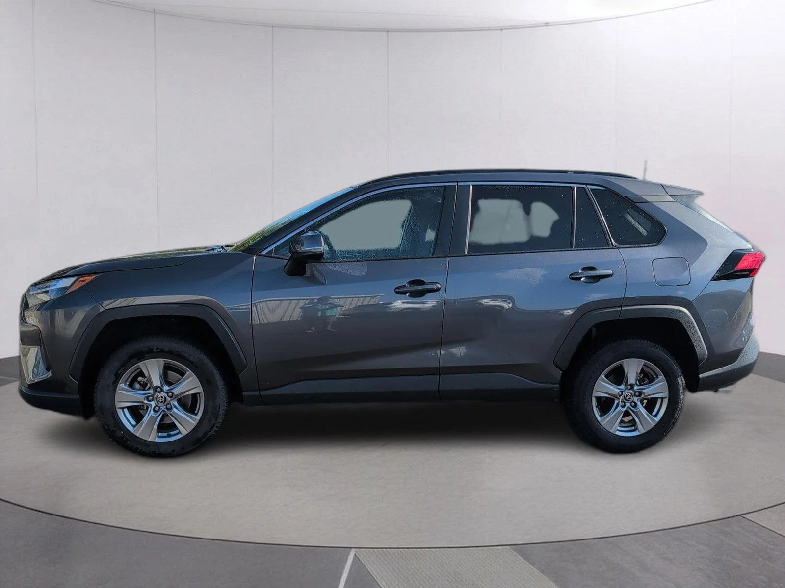Used 2024 Magnetic Gray Metallic Toyota XLE image 2