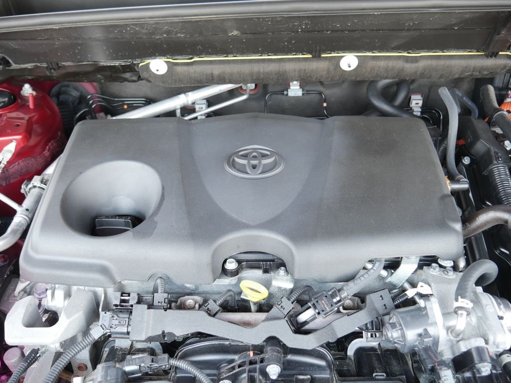 Used 2024 Red Toyota XLE image 9