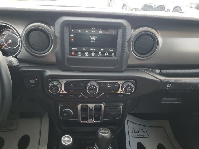 Used 2022 Black Jeep Unlimited Sport S image 21