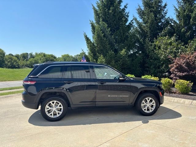 Used 2023 Black Jeep Limited image 7