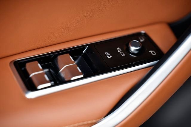 2026 Jaguar F-Pace R-Dynamic S - Photo 18