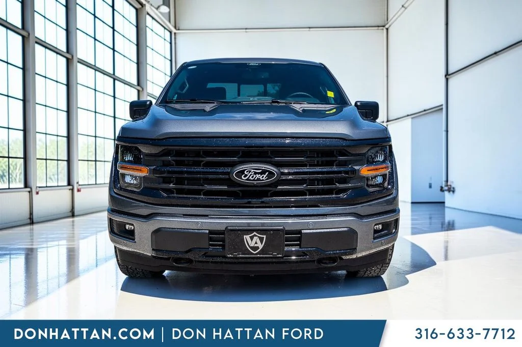 New 2026 Carbonized Gray Metallic Ford XLT image 26