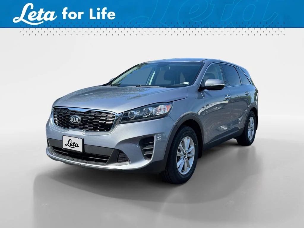 2020 Kia Sorento LX AT's photo