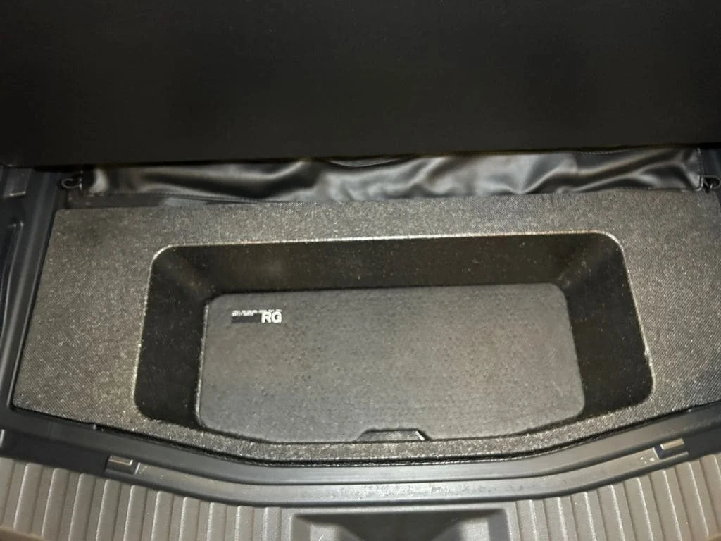 Used 2024 Pearl Toyota XLE image 20