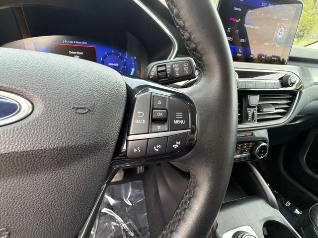 Used 2022 Blue Ford Titanium image 27