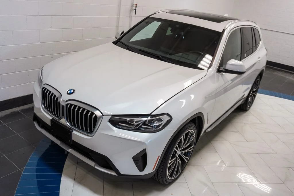 Used 2023 White BMW xDrive30i image 44