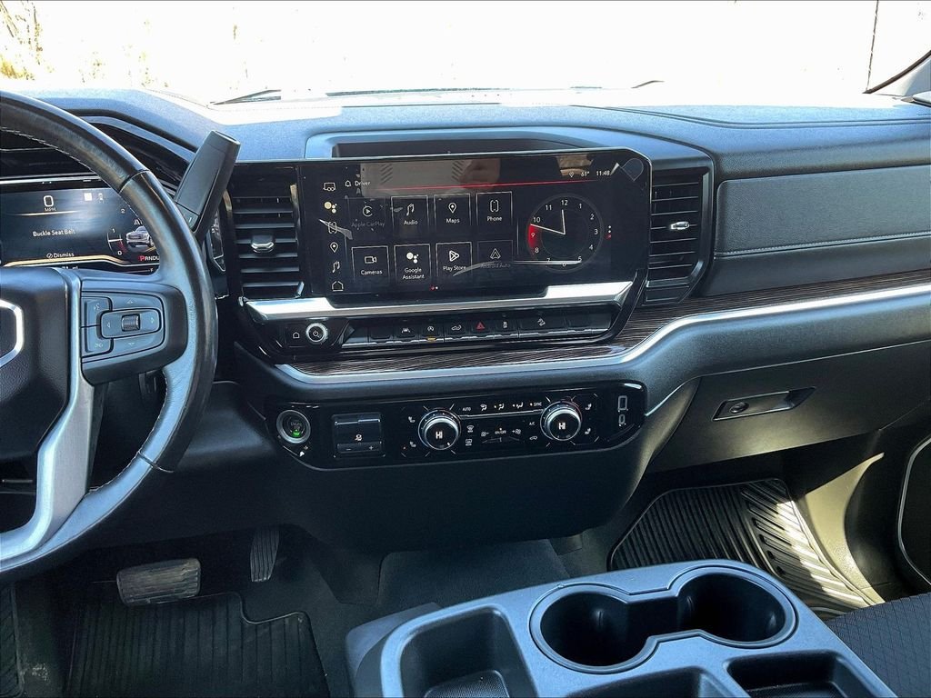 Used 2022 Blue GMC Elevation image 18