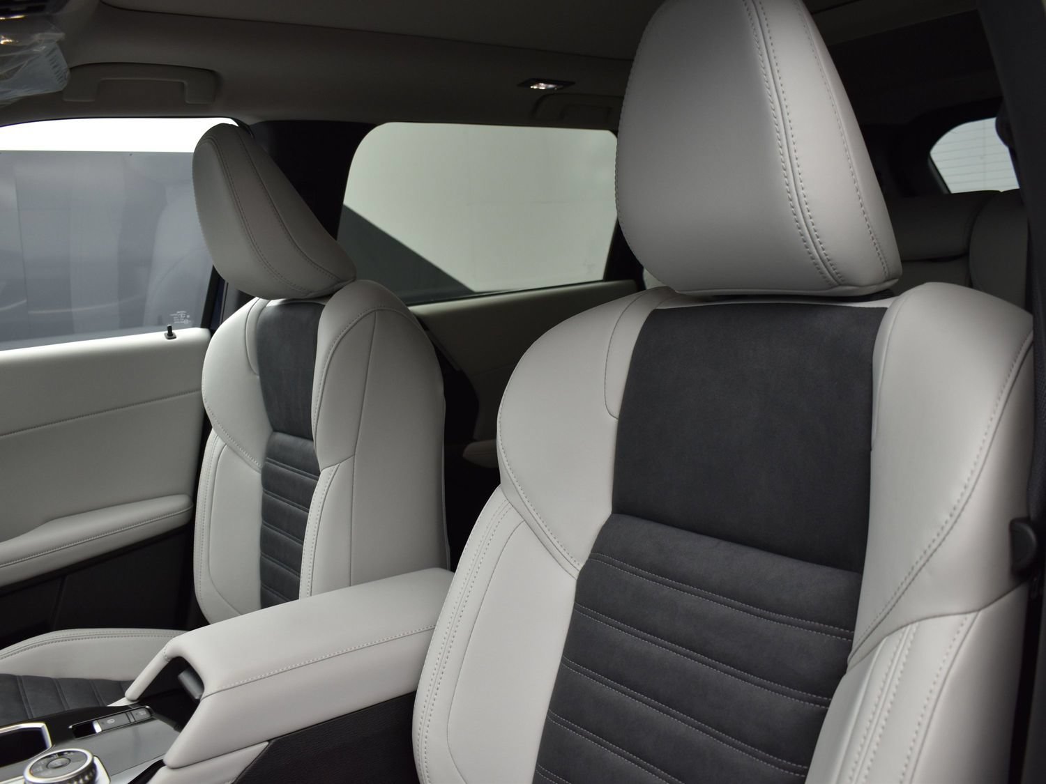 New 2026 Blue Mitsubishi SE 1.5T 2WD image 11