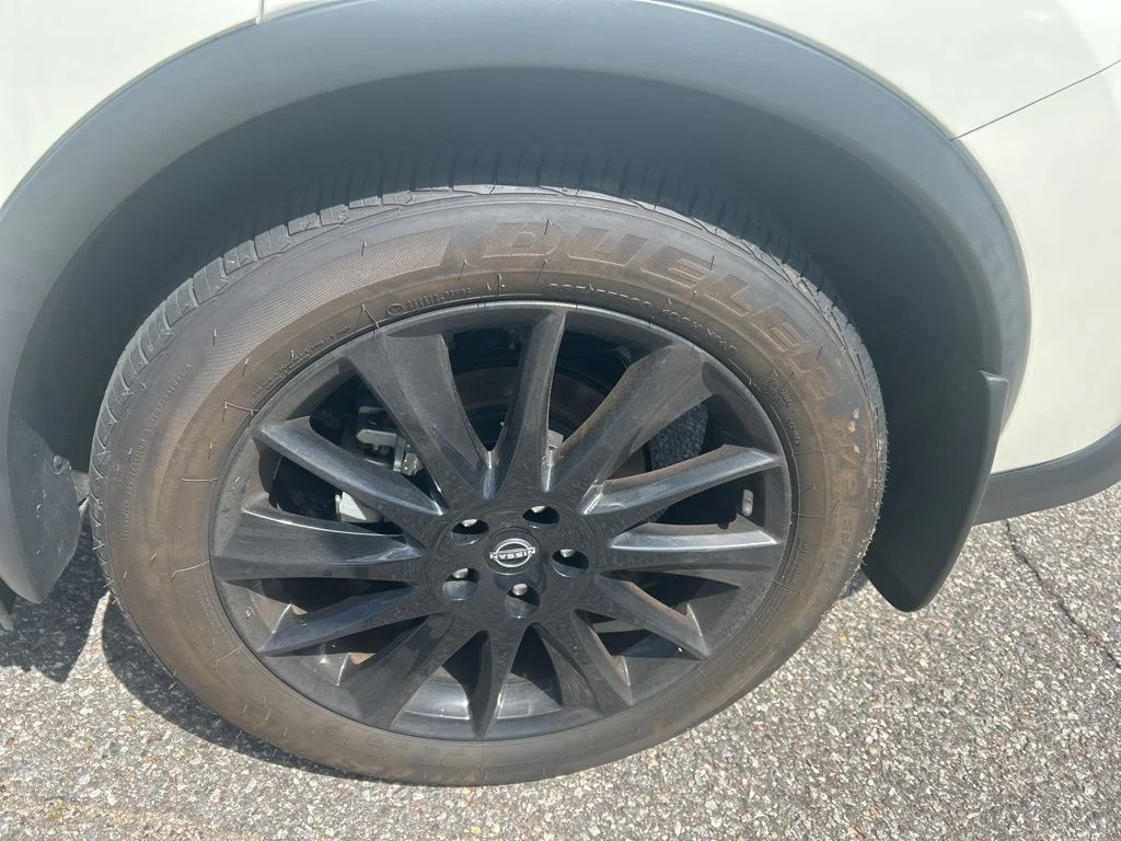 Used 2024 White Nissan SV image 10