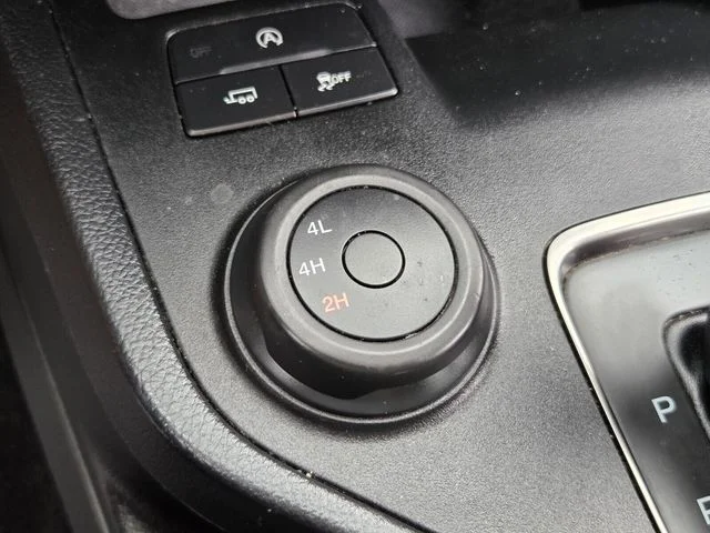 Used 2021 Black Ford XLT image 21