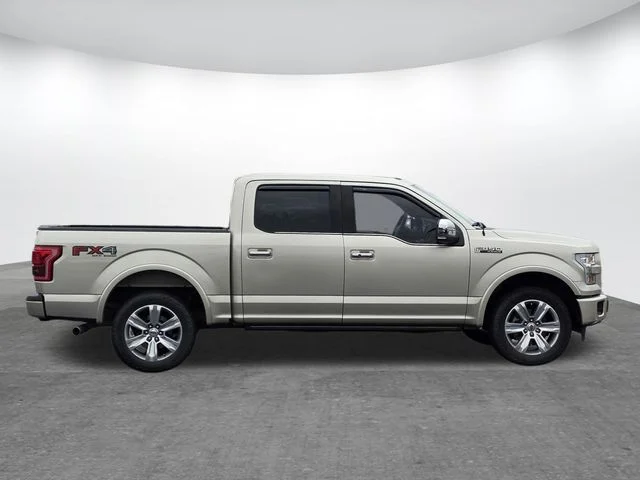 Used 2017 Oxford White Ford Platinum image 3