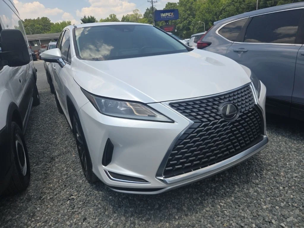 Used 2021 White Lexus 350 image 2