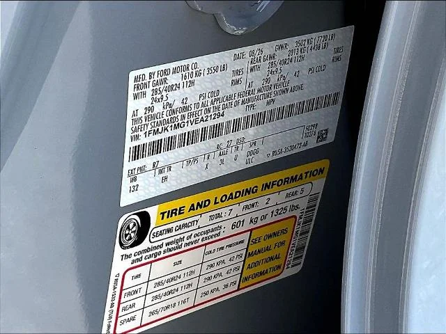 New 2027 Glacier Gray Metallic Tri-Coat Ford MAX Platinum image 52