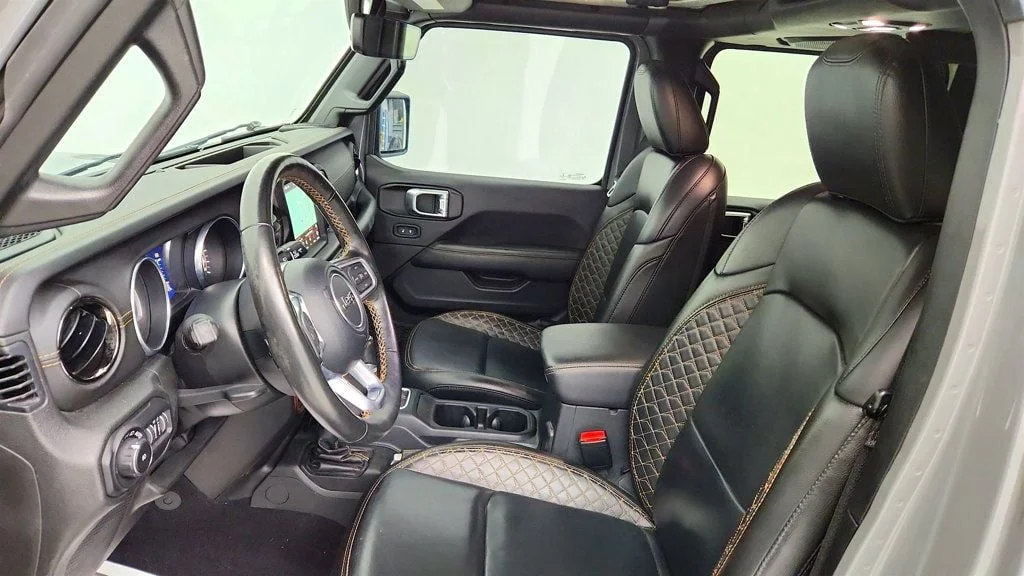 Used 2022 Sting-Gray Clearcoat Jeep Unlimited High Altitude 4x4 w/ Cold Weather Package image 20