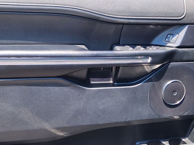 Used 2021 Black Ford XLT image 10
